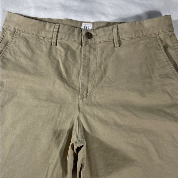 Gap mens khaki Essential Khaki flat front 9" inseam chino shorts - size 33 - Picture 1 of 12
